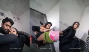 Indian Village Girl Giving Blowjob to her Lover Desi mms Video